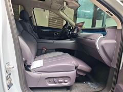 Leapmotor C16 Pure Electric 630 Lidar Smart Luxury Edition 6-Seater - photo 11