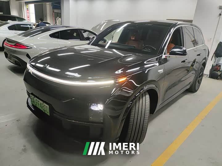 Li Auto L8 Pro - ავტომობილი ჩინეთიდან