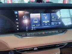 Voyah Lantu FREE Four-Wheel Drive Standard Extended Range Exclusive Luxury Package - фото 12