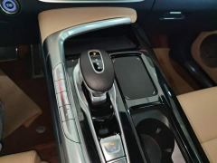 Voyah Lantu FREE Four-Wheel Drive Standard Extended Range Exclusive Luxury Package - фото 13