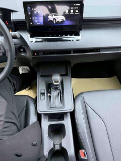 Toyota Frontlander 2.0L Comfort Edition - photo 9