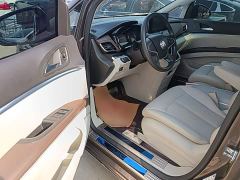 Buick GL8 Land Business Class Comfort Edition - фото 15