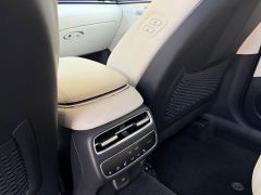 Genesis GV70 2.5T AWD Flagship Edition - ფოტო 18