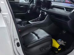Toyota RAV4 2.0L CVT FWD Urban Edition - photo 20