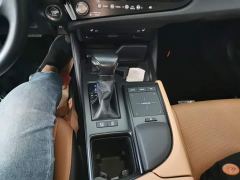 Lexus ES 200 Premium Edition - фото 13