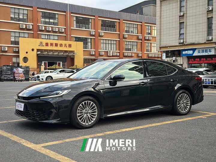 Toyota Camry Hybrid 2.0HE Elite