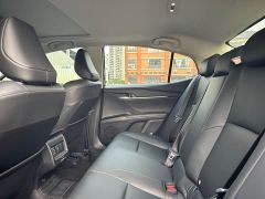 Toyota Camry Hybrid 2.0HE Elite - ფოტო 8