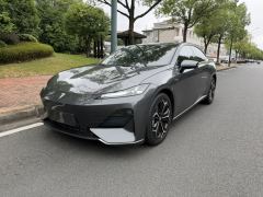 Deepal SL03 EREV 200km Max 2nd Anniversary Black Gold Knight Edition - ფოტო 1