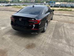 Honda Accord 260TURBO Luxury Edition - photo 4