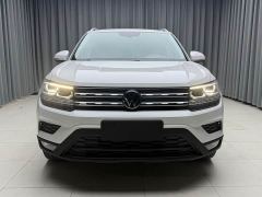 Volkswagen Touareg 280TSI FWD Luxury Edition - фото 2