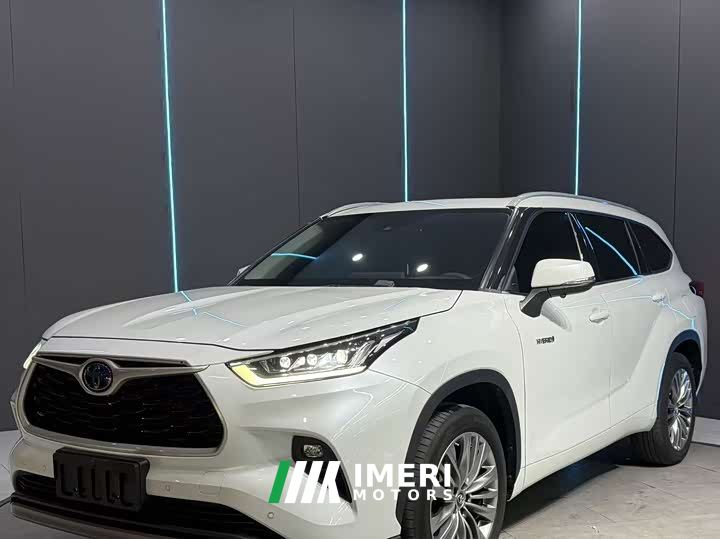 Toyota Highlander Hybrid 2.5L FWD Premium 7-Seater - car from China