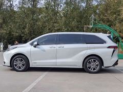 Toyota Sienna 2.5L Hybrid Comfort Edition - фото 3