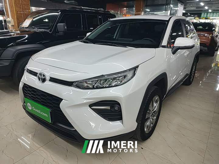 Toyota Wildland 2.0L CVT FWD Leading Edition