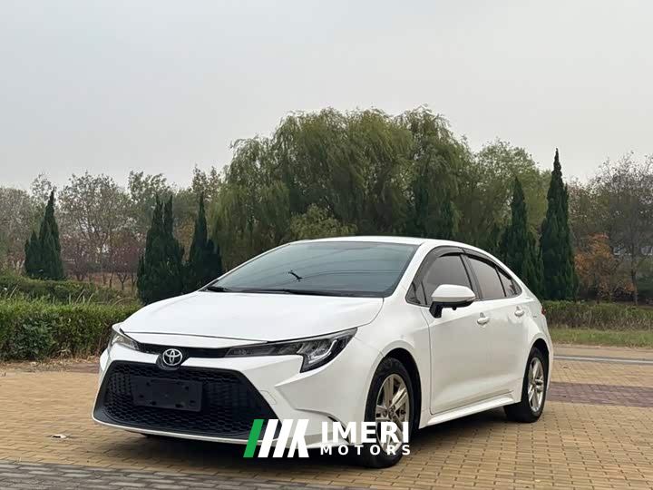 Toyota Corolla TNGA 1.5L CVT Base