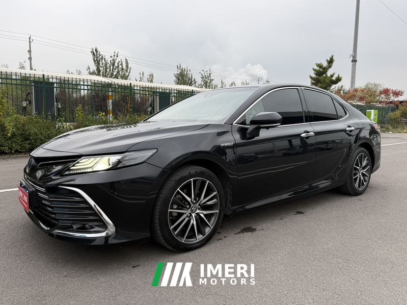 Toyota Camry Dual-Engine 2.5HG Luxury Edition - car from China