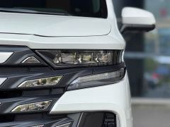 Toyota Vellfire Crown Hybrid 2.5L Executive Premier Edition - фото 6