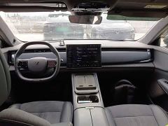 Voyah Lantu Zhiyin Four-Wheel Drive Global Edition - фото 9