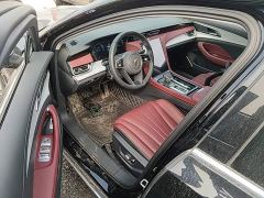FAW Hongqi H5 PHEV 130 Super Hybrid Edition - photo 15