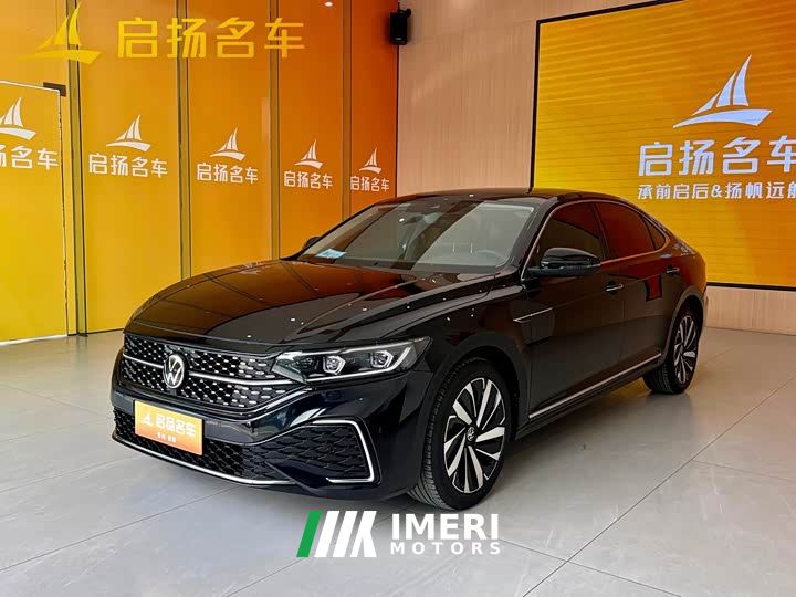 Volkswagen Passat 330TSI Starry Sky Luxury Edition - ავტომობილი ჩინეთიდან