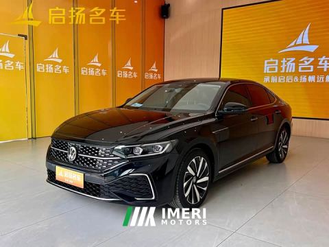 2022 Volkswagen Passat 330TSI Starry Sky Luxury Edition
