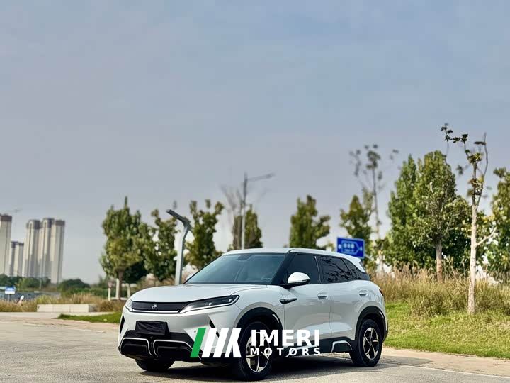BYD Yuan UP 401KM Leading Edition - автомобиль из Китая