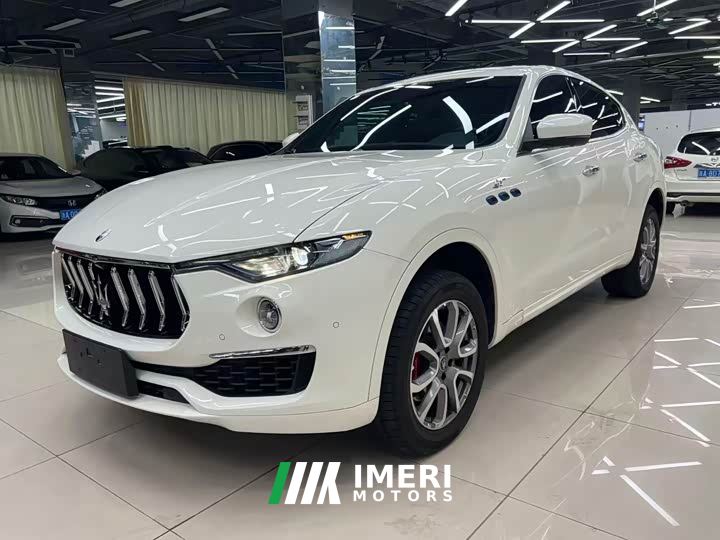 Maserati Levante 2.0T GT Sharp Edition