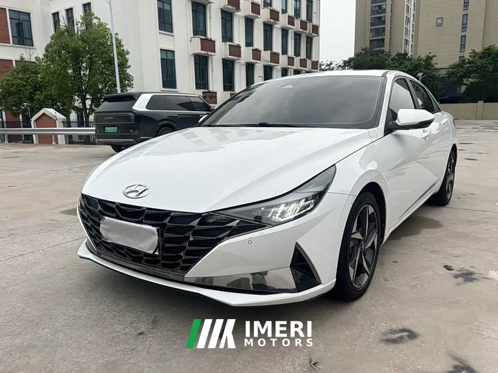 Hyundai Elantra 1.5L CVT Luxury