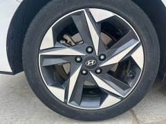 Hyundai Elantra 1.5L CVT Luxury - photo 15
