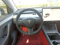 Tesla Model Y Rear-Wheel Drive - ფოტო 10