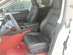 Tesla Model Y Rear-Wheel Drive - ფოტო 14
