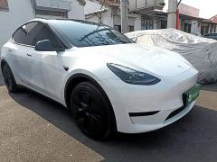 Tesla Model Y Rear-Wheel Drive - ფოტო 3