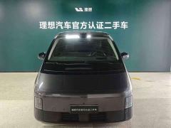 Li Auto Li Xiang MEGA Ultra - фото 2