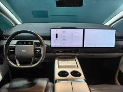 Li Auto Li Xiang MEGA Ultra - фото 7