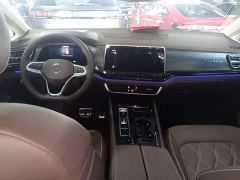 Volkswagen Viloran 380TSI Prestige - ფოტო 9