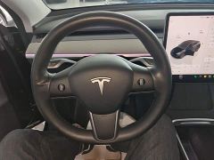 Tesla Model Y Rear-Wheel Drive - ფოტო 10