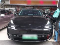 Tesla Model Y Rear-Wheel Drive - ფოტო 2