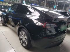 Tesla Model Y Rear-Wheel Drive - ფოტო 4