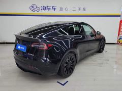 Tesla Model Y Performance All-Wheel Drive - ფოტო 3
