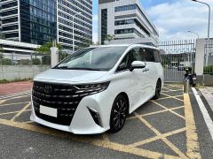 Toyota Alphard Hybrid 2.5L Premium Edition - фото 1