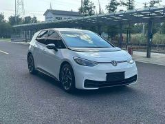 Volkswagen ID.3 Outstanding Edition - ფოტო 1