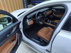 Jaguar XFL 2.0T P300 AWD Flagship Sport Gold Edition - photo 11