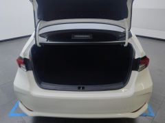 Toyota Corolla Dual-Engine 1.8L E-CVT Elite Edition - ფოტო 7