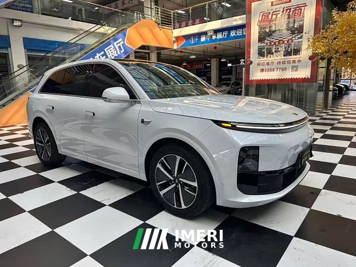 Li Auto L6 Pro - ავტომობილი ჩინეთიდან