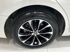 Toyota Avalon 2.0L Premium Edition - ფოტო 18