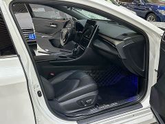 Toyota Avalon 2.0L Premium Edition - ფოტო 19