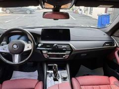 BMW 5 Series 530Li Luxury M Sport Package - ფოტო 6