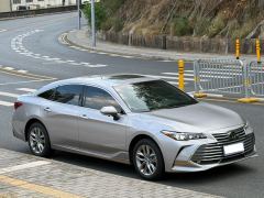 Toyota Avalon 2.0L CVT Luxury Edition - photo 3
