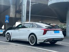FAW Hongqi H5 Red Flag H5 2.0T Automatic Smart Connected Flag Leader Edition - фото 9