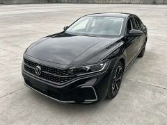 Volkswagen Passat 330TSI Starry Sky Elite - photo 1
