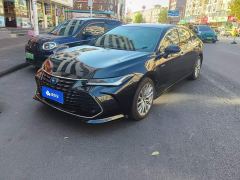Toyota Avalon Hybrid 2.5L XLE Premium - photo 1